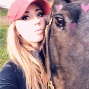 Meet your Posher, Kimberly